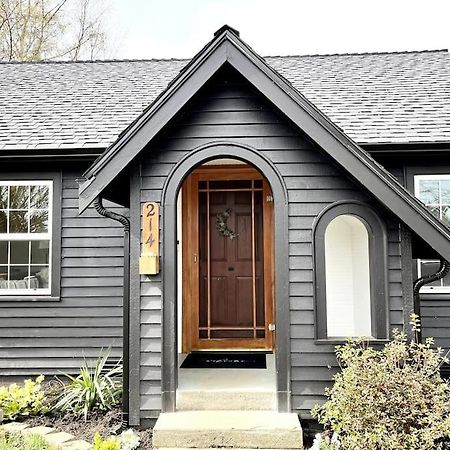 Modern 2 Bedroom Farmhouse Cottage With Hot Tub In Snohomish Extérieur photo