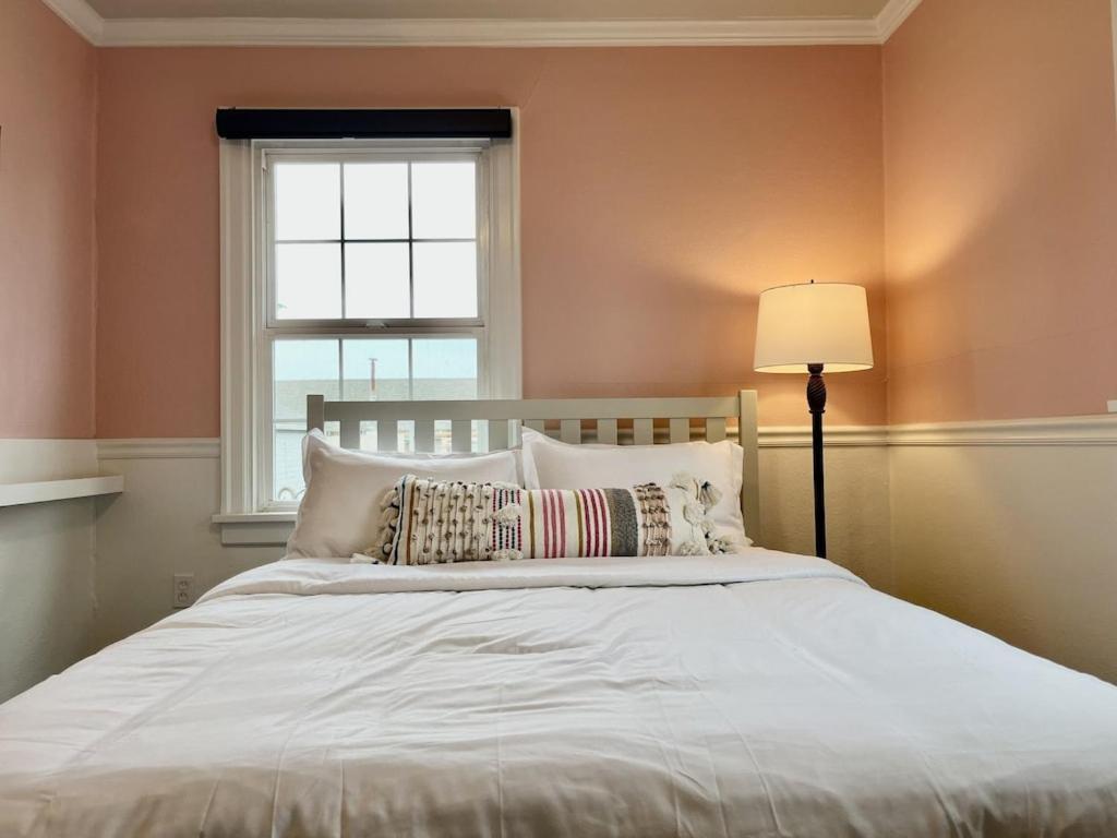 Modern 2 Bedroom Farmhouse Cottage With Hot Tub In Snohomish Extérieur photo