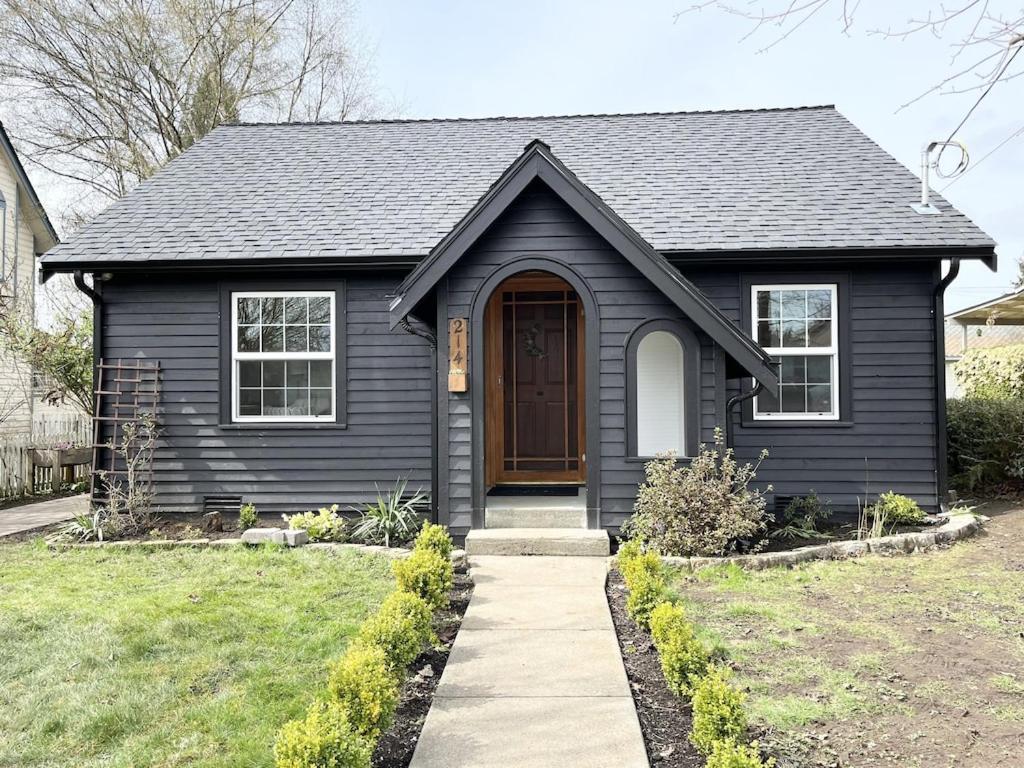 Modern 2 Bedroom Farmhouse Cottage With Hot Tub In Snohomish Extérieur photo